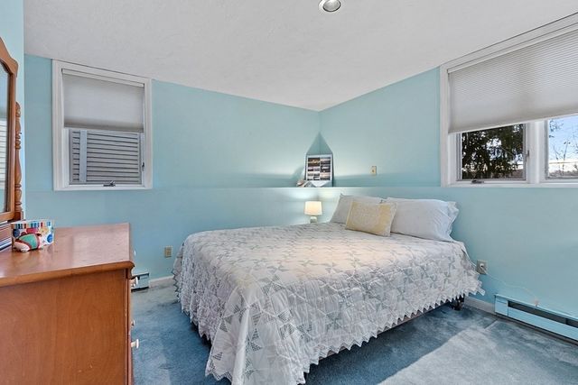 31 Barnard Rd, Worcester, MA 01605