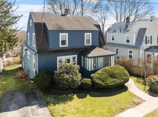 31 Barnard Rd, Worcester, MA 01605