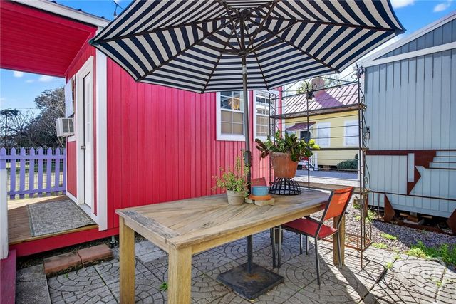 11 E 41st Street, Savannah, GA 31401