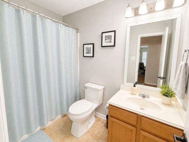 3706 Norwood Glen Lane, Friendswood, TX 77546