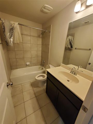 1913 Edgewater Drive, Garland, TX 75043