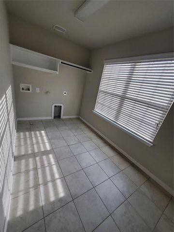 1913 Edgewater Drive, Garland, TX 75043
