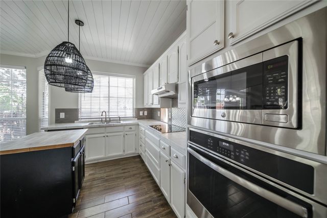 1940 Robin Lane, Flower Mound, TX 75028