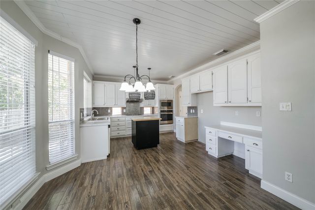 1940 Robin Lane, Flower Mound, TX 75028