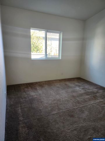 4875 Wyoming Cir NE 33, Salem, OR 97305