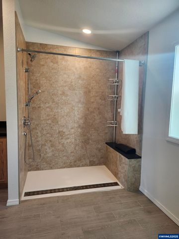 4875 Wyoming Cir NE 33, Salem, OR 97305