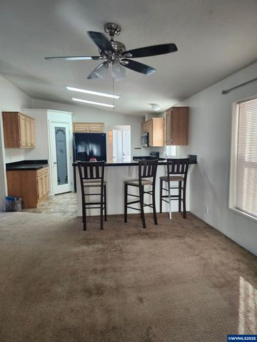 4875 Wyoming Cir NE 33, Salem, OR 97305