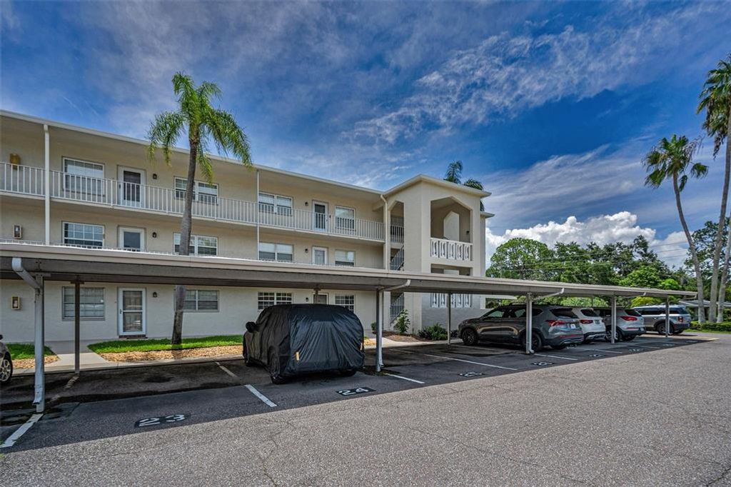 970 VIRGINIA STREET 109, Dunedin, FL 34698
