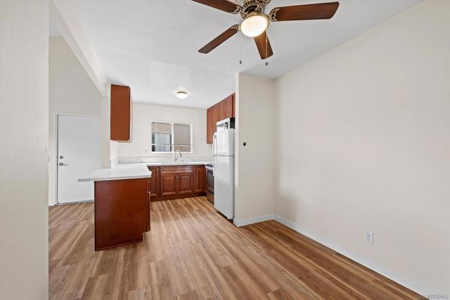 1051 Rock Springs 202, Escondido, CA 92026