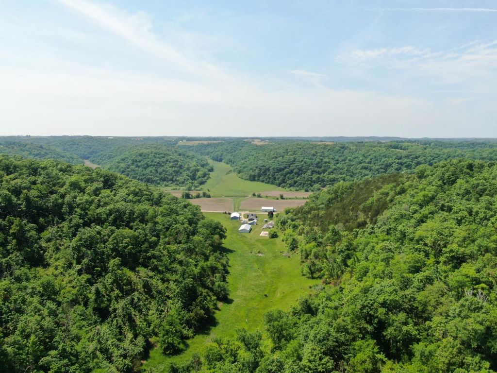 351 ACRES COUNTY ROAD S, Boscobel, WI 53805