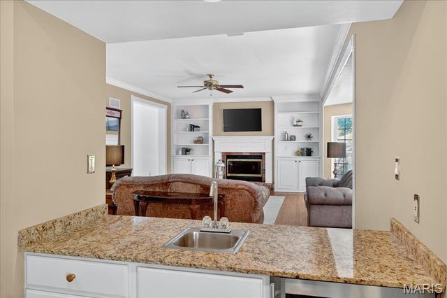 539 McBride Pointe Drive, Wildwood, MO 63011