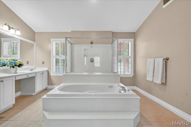 539 McBride Pointe Drive, Wildwood, MO 63011