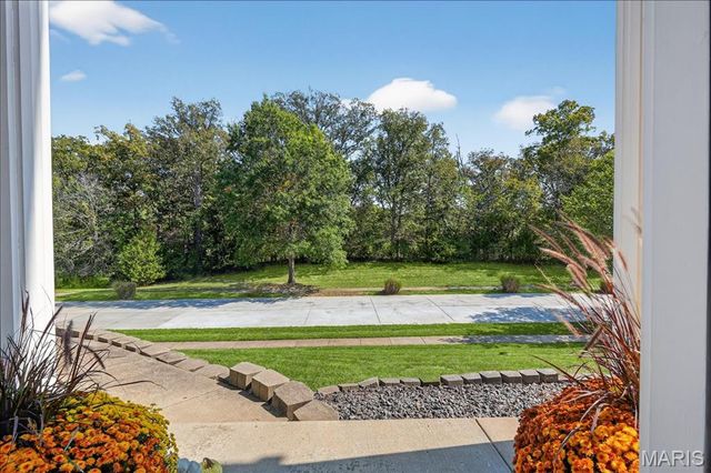 539 McBride Pointe Drive, Wildwood, MO 63011