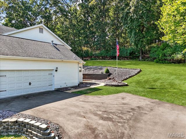 539 McBride Pointe Drive, Wildwood, MO 63011
