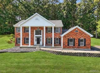 539 McBride Pointe Drive, Wildwood, MO 63011