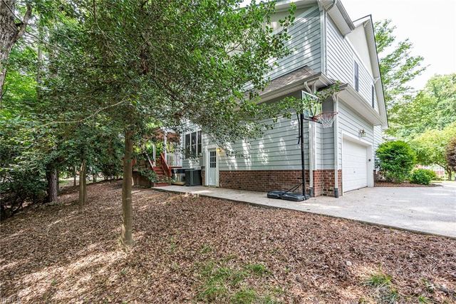 101 Lafayette Pointe, Carrollton, VA 23314