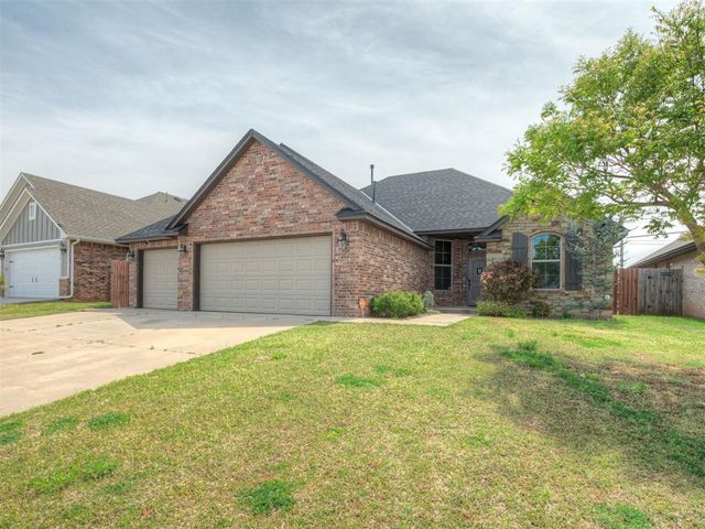 11740 SW 15th Terrace, Yukon, OK 73099