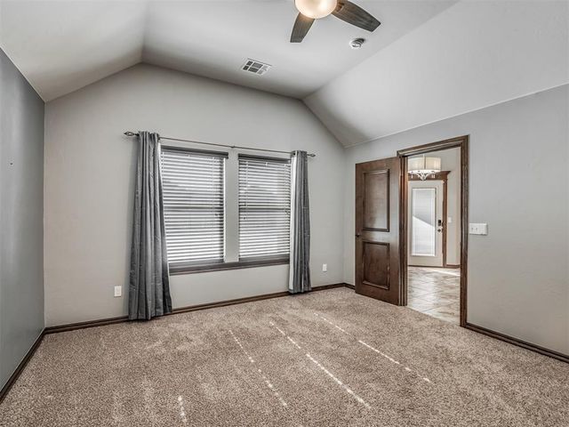 11740 SW 15th Terrace, Yukon, OK 73099