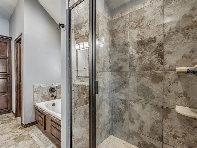 11740 SW 15th Terrace, Yukon, OK 73099