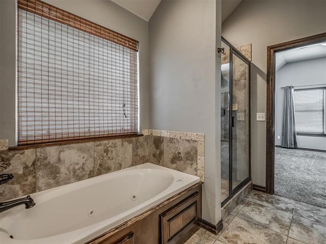 11740 SW 15th Terrace, Yukon, OK 73099