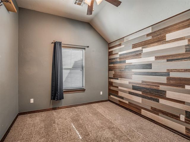 11740 SW 15th Terrace, Yukon, OK 73099