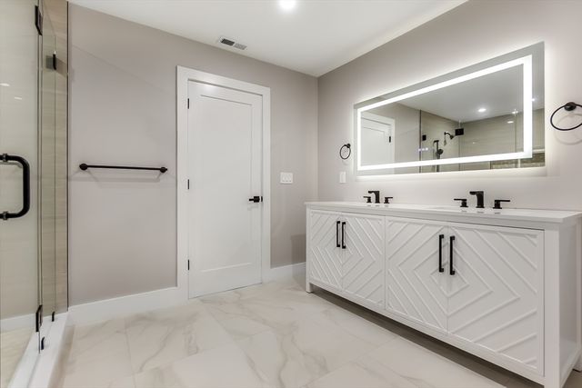 15 Foss A, Framingham, MA 01702