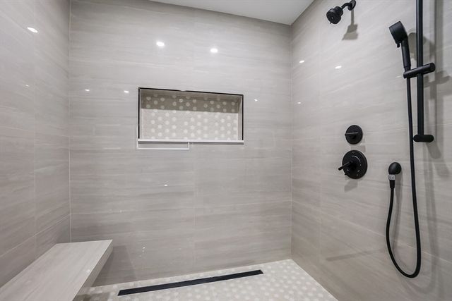 15 Foss A, Framingham, MA 01702