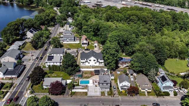 15 Foss A, Framingham, MA 01702
