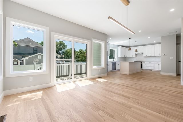 15 Foss A, Framingham, MA 01702