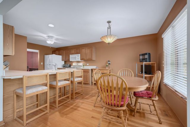 13839 Steepleview Lane, Lemont, IL 60439