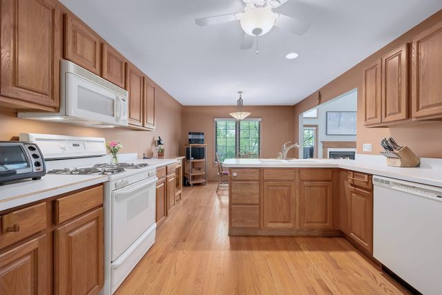 13839 Steepleview Lane, Lemont, IL 60439
