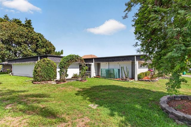 4806 Banyan Lane, Tamarac, FL 33319