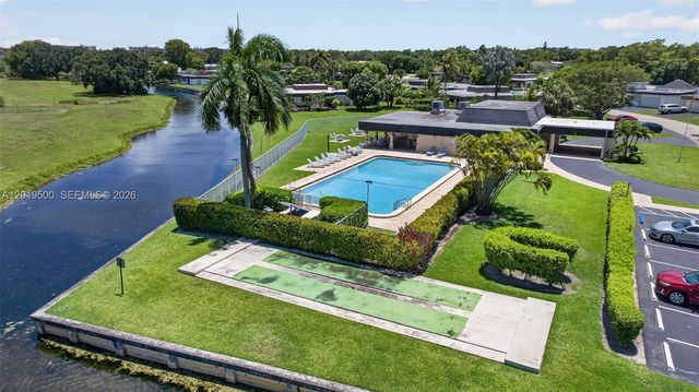 4806 Banyan Lane, Tamarac, FL 33319