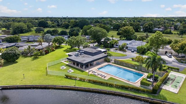 4806 Banyan Lane, Tamarac, FL 33319