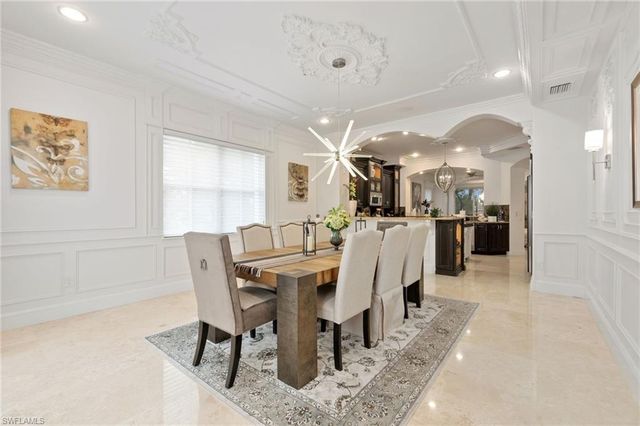 2650 Bolero DR 7-2, Naples, FL 34109