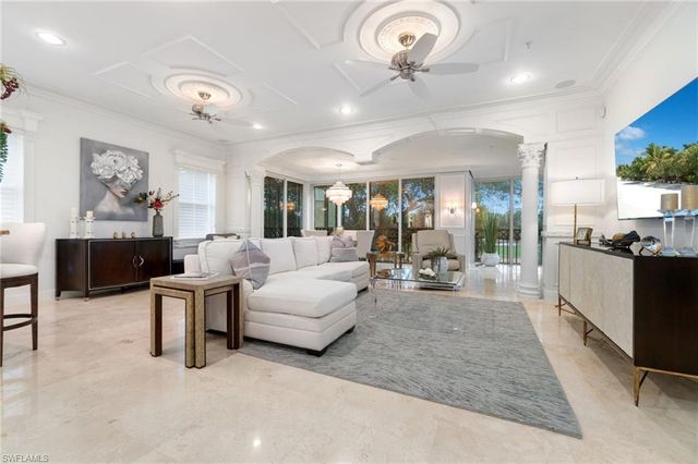 2650 Bolero DR 7-2, Naples, FL 34109