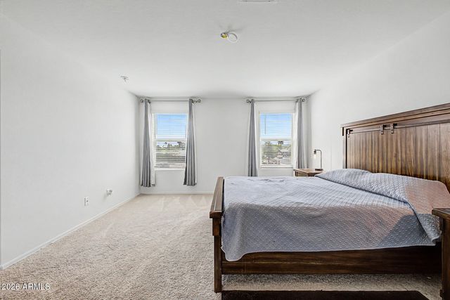 5833 S 23RD Drive, Phoenix, AZ 85041