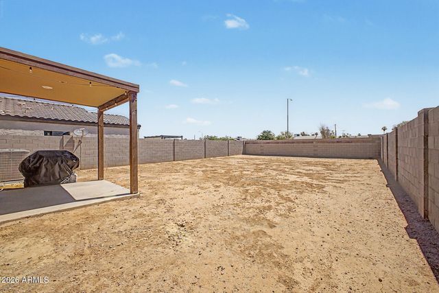 5833 S 23RD Drive, Phoenix, AZ 85041
