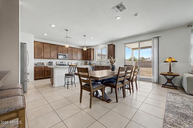 5833 S 23RD Drive, Phoenix, AZ 85041
