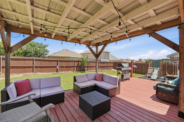 6024 Misty Breeze Drive, Fort Worth, TX 76179