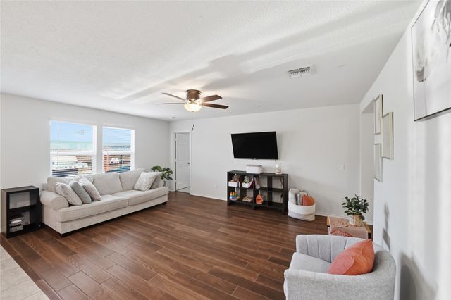 6024 Misty Breeze Drive, Fort Worth, TX 76179