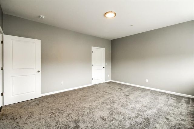 9 Steele Boulevard 201, Berlin, CT 06037