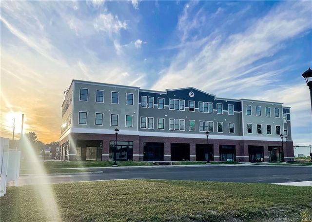 9 Steele Boulevard 201, Berlin, CT 06037