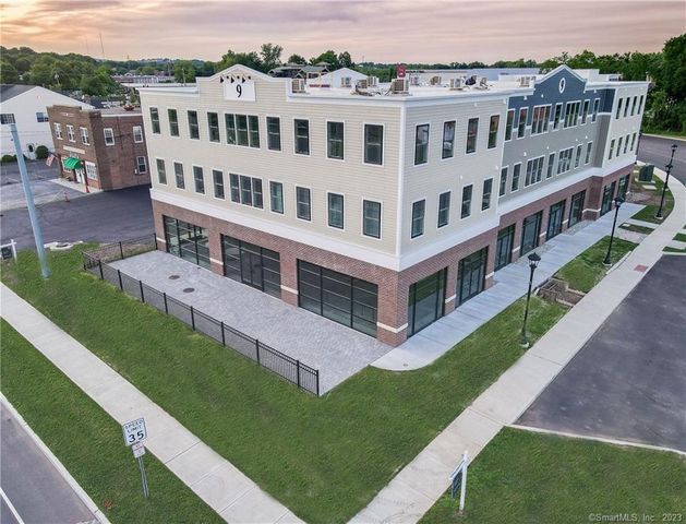 9 Steele Boulevard 201, Berlin, CT 06037