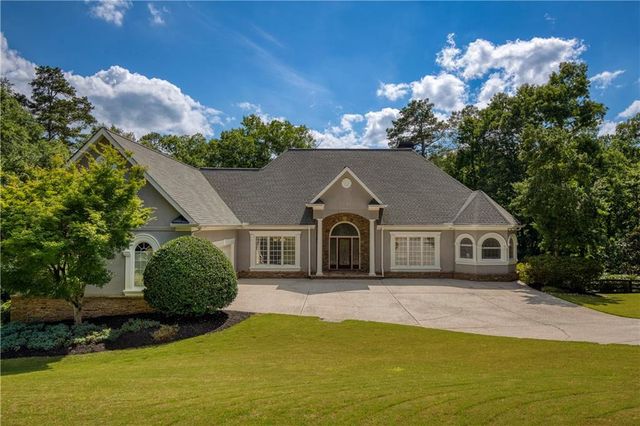 8320 Glen Lake Drive, Cumming, GA 30028