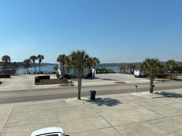 19 Causeway Drive Ste F, Ocean Isle Beach, NC 28469