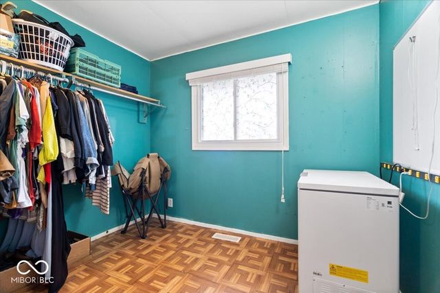 53 Crestview Drive, Greenwood, IN 46143