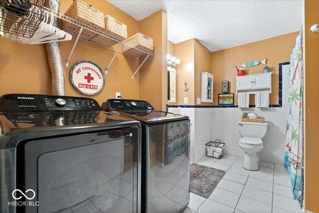 53 Crestview Drive, Greenwood, IN 46143