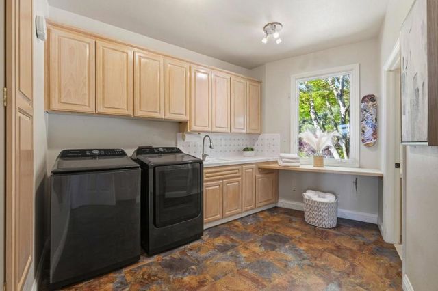 380 Mockingbird Ridge Road, Watsonville, CA 95076