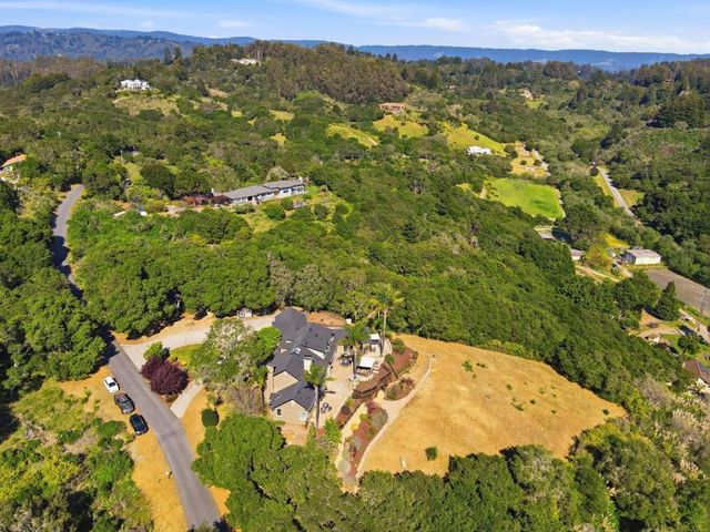 380 Mockingbird Ridge Road, Watsonville, CA 95076